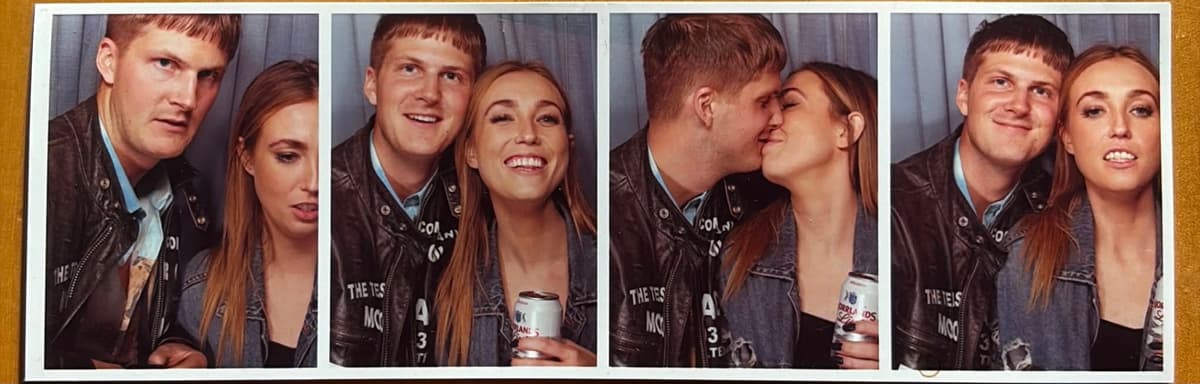 Tre bilder på Simon och Olivia
